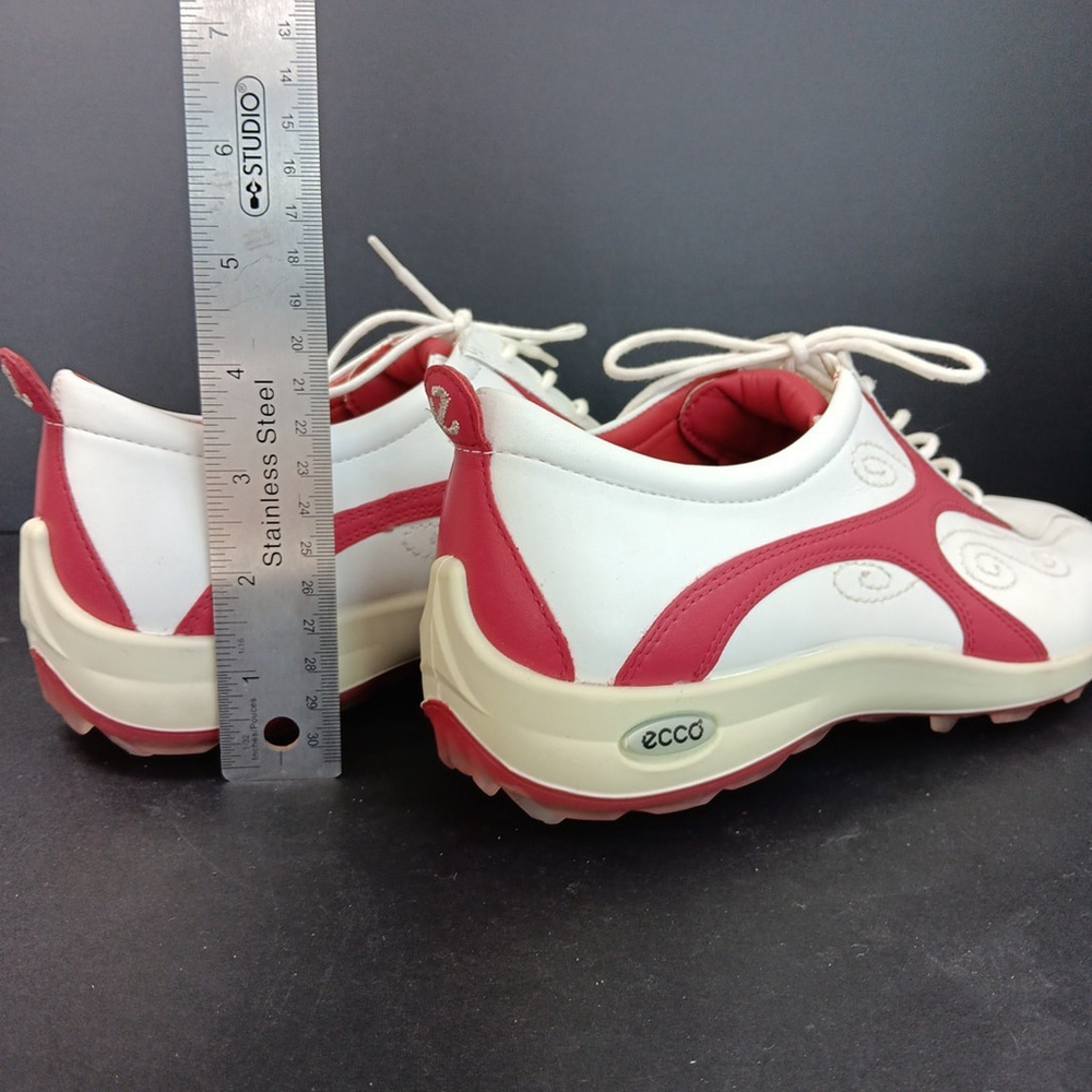 Ecco Women’s White And Red Leather Golf Shoes Size 40 (US 9/9.5) - Picture 5 of 10